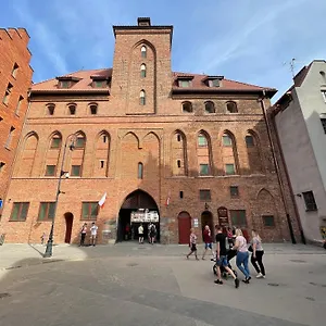 H&t Old Town Szeroka 77 , Gdansk Poland